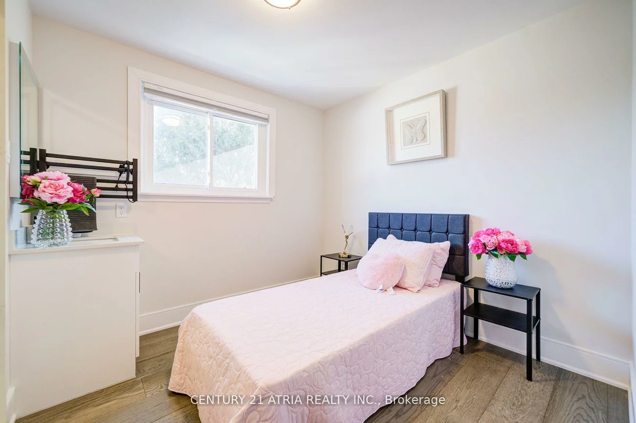 1, Hamilton Hall, Markham Village, Markham