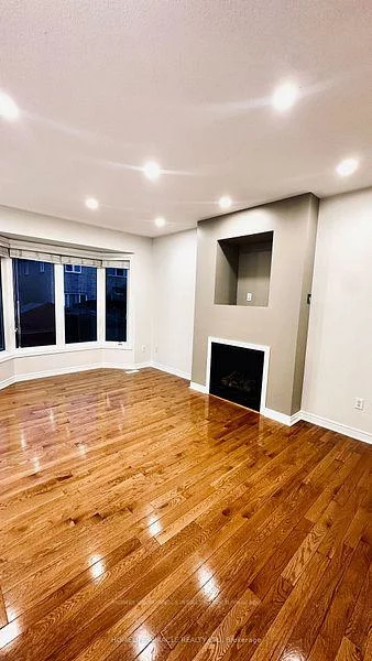 19, Collingham, Box Grove, Markham