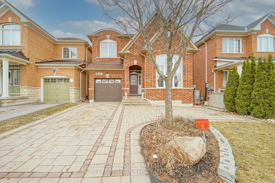 19, Collingham, Box Grove, Markham