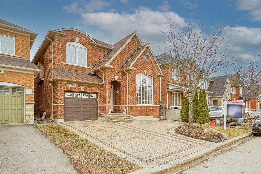 19, Collingham, Box Grove, Markham
