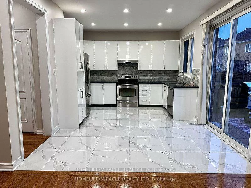 19, Collingham, Box Grove, Markham