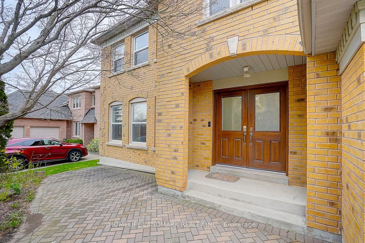 74, Webber, Unionville, Markham
