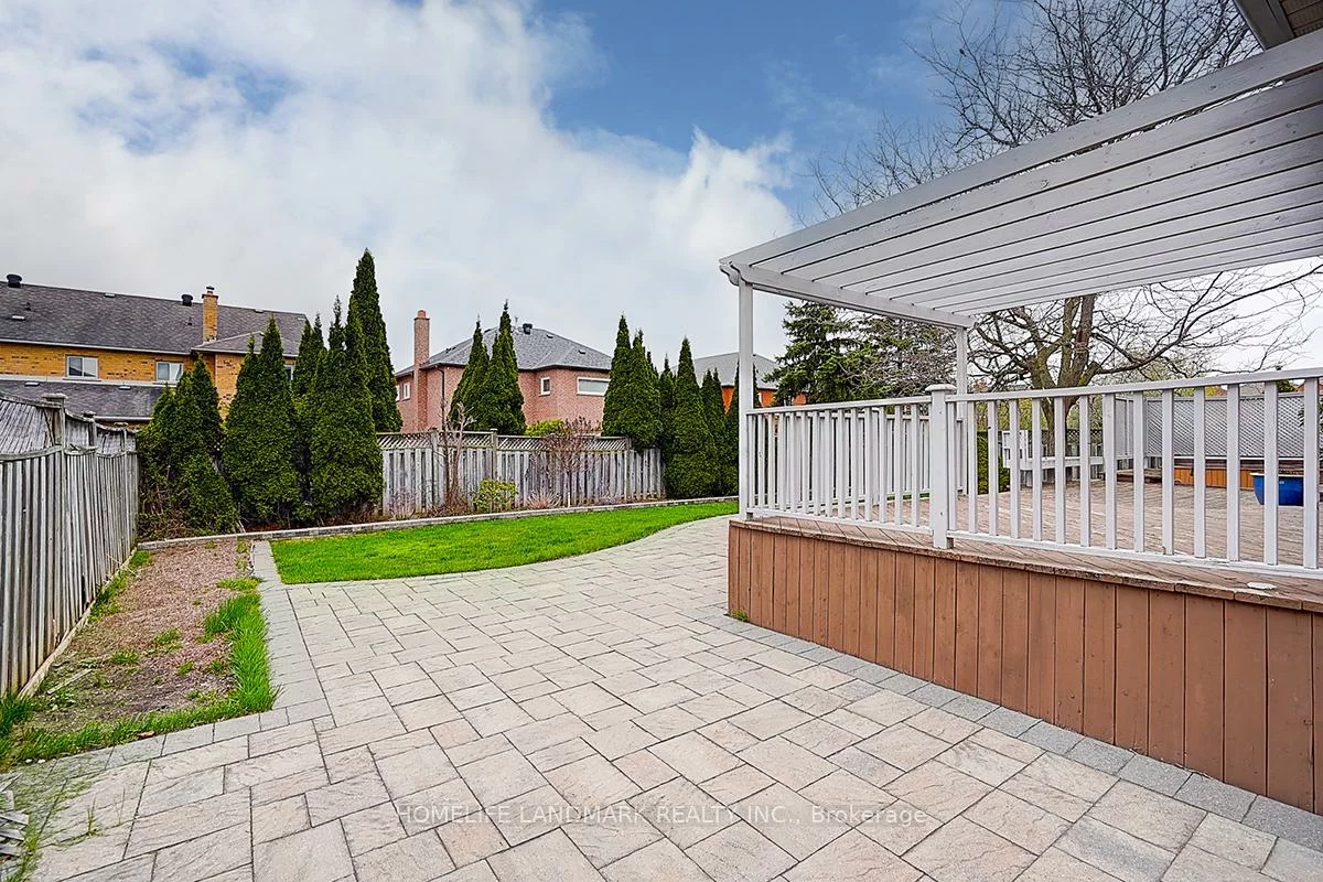 74, Webber, Unionville, Markham