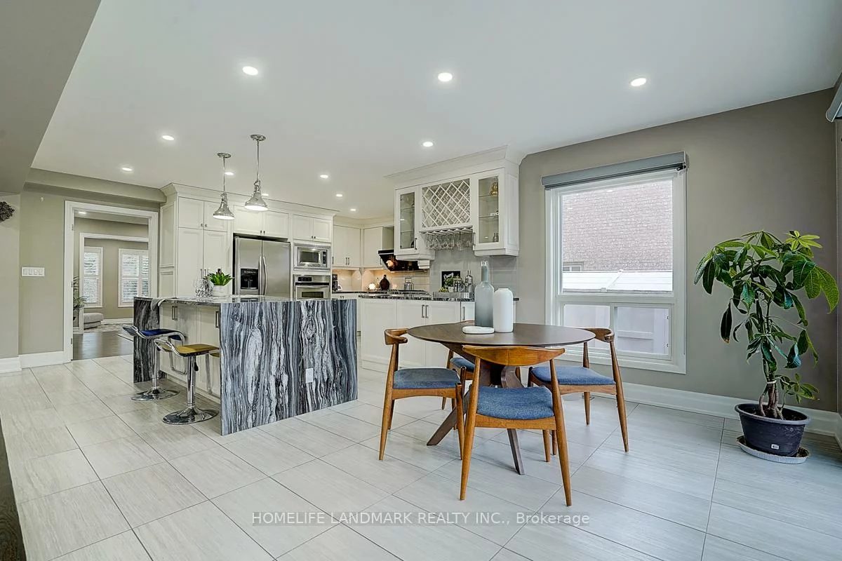 74, Webber, Unionville, Markham