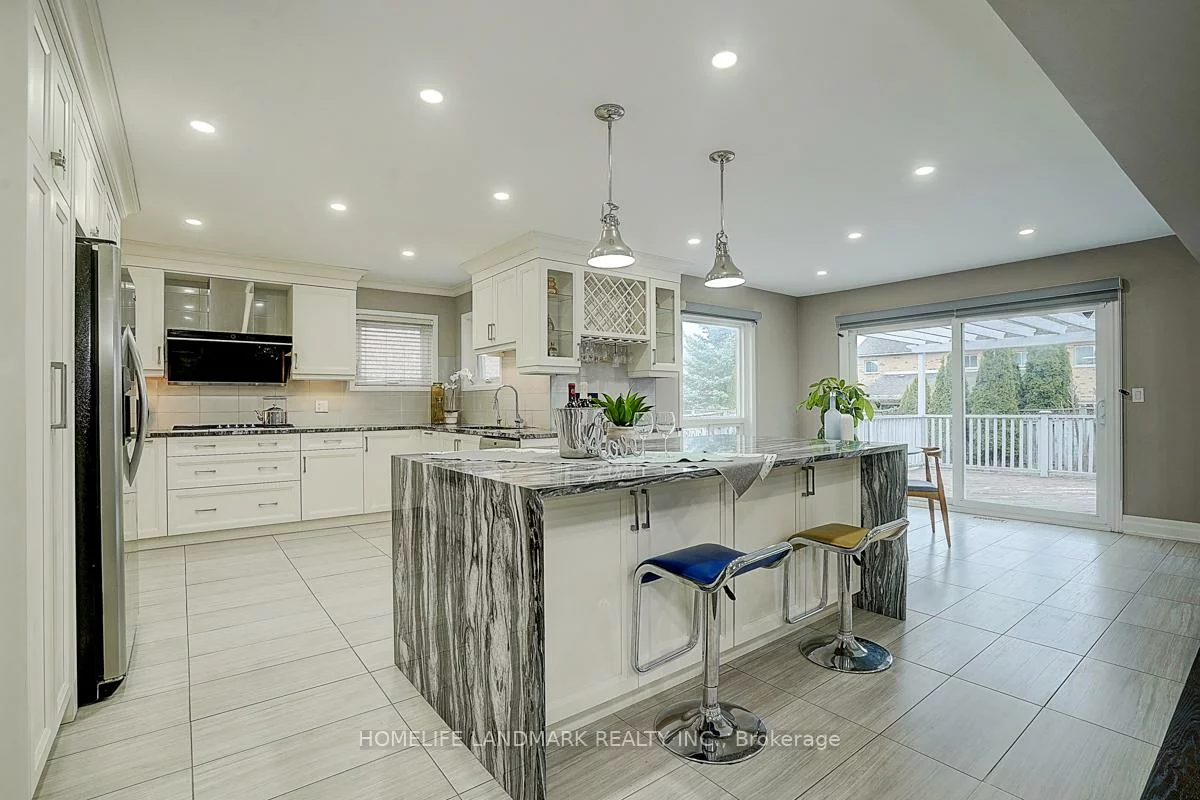 74, Webber, Unionville, Markham
