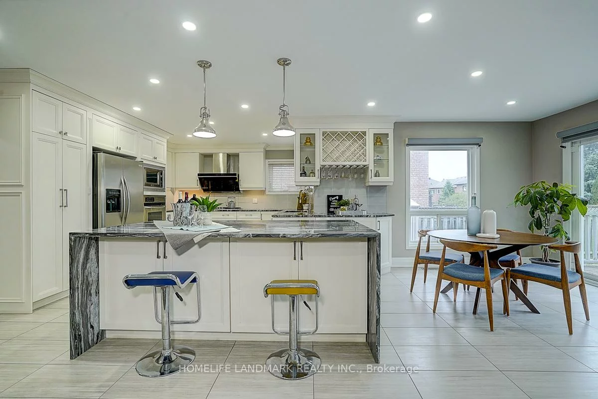 74, Webber, Unionville, Markham