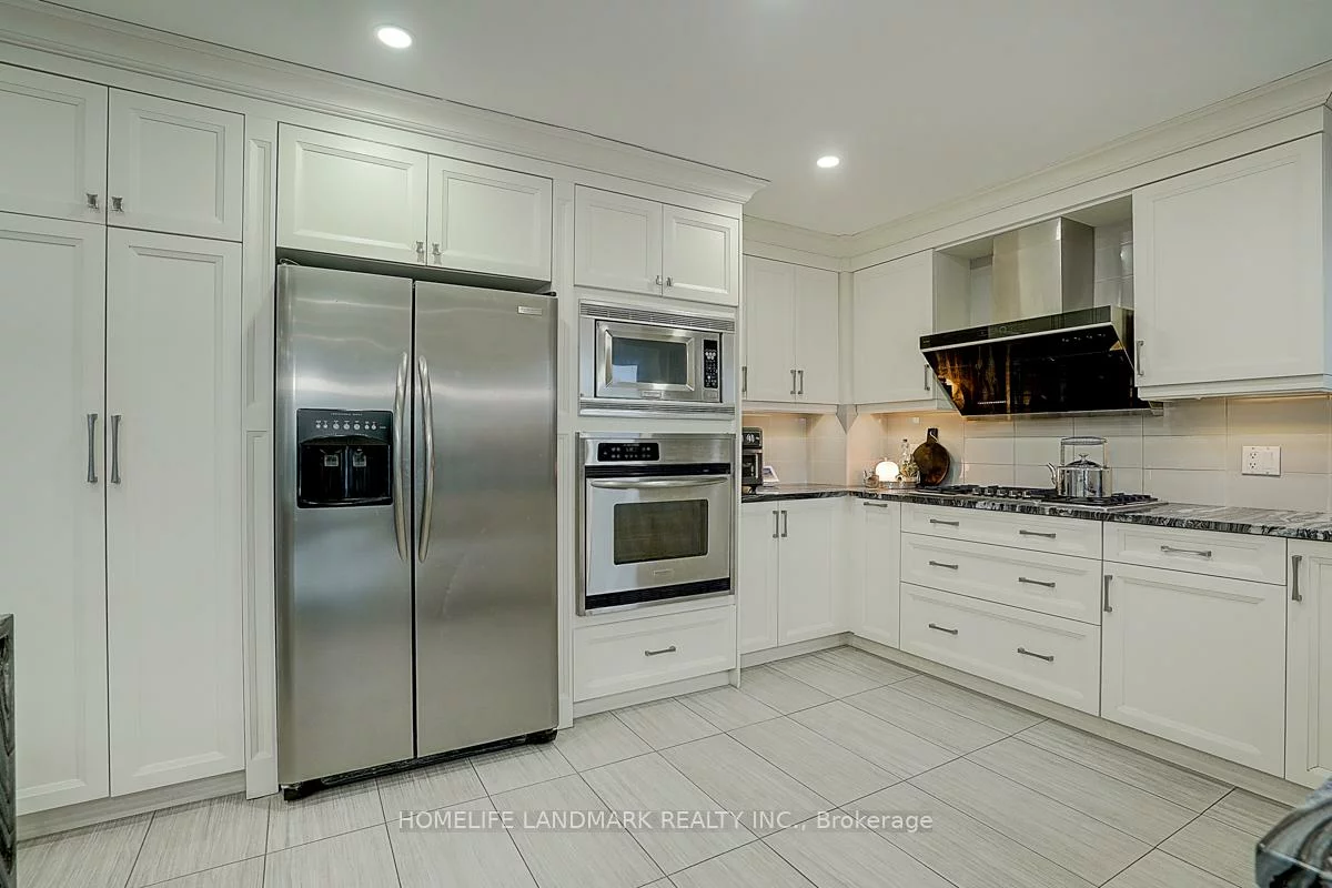 74, Webber, Unionville, Markham