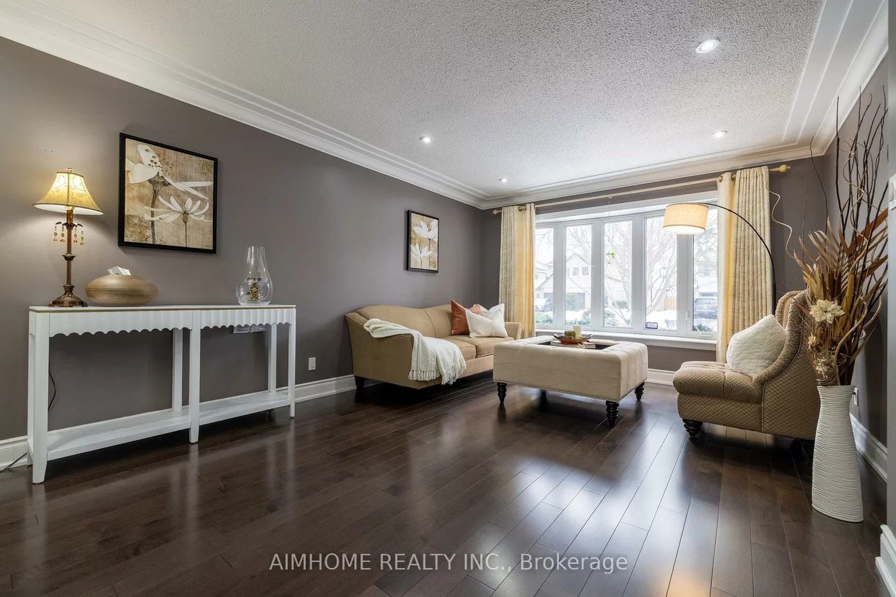 83, Emmeloord, Unionville, Markham