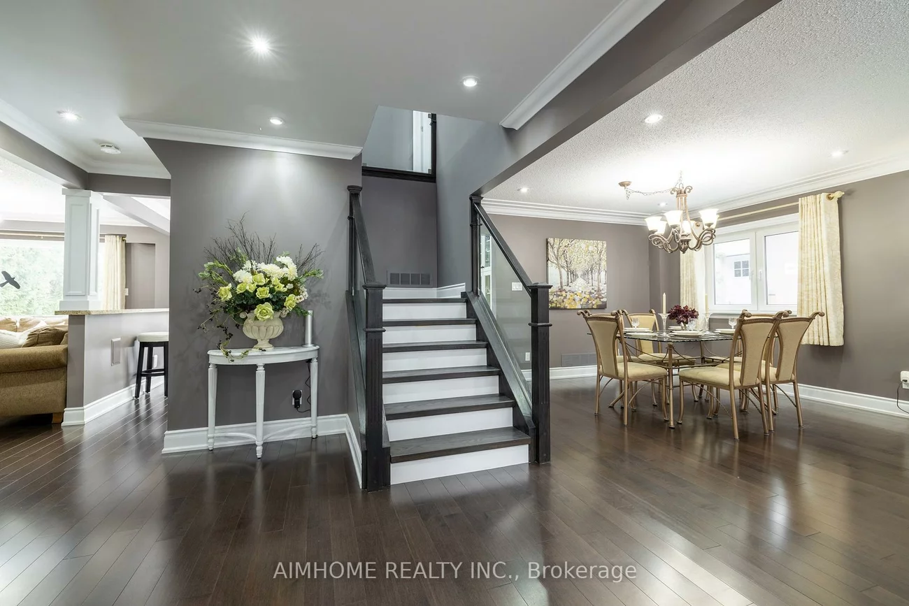 83, Emmeloord, Unionville, Markham