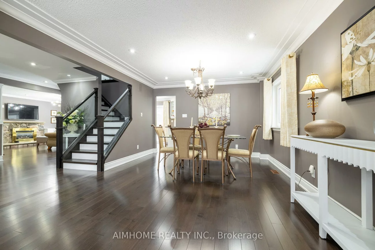 83, Emmeloord, Unionville, Markham