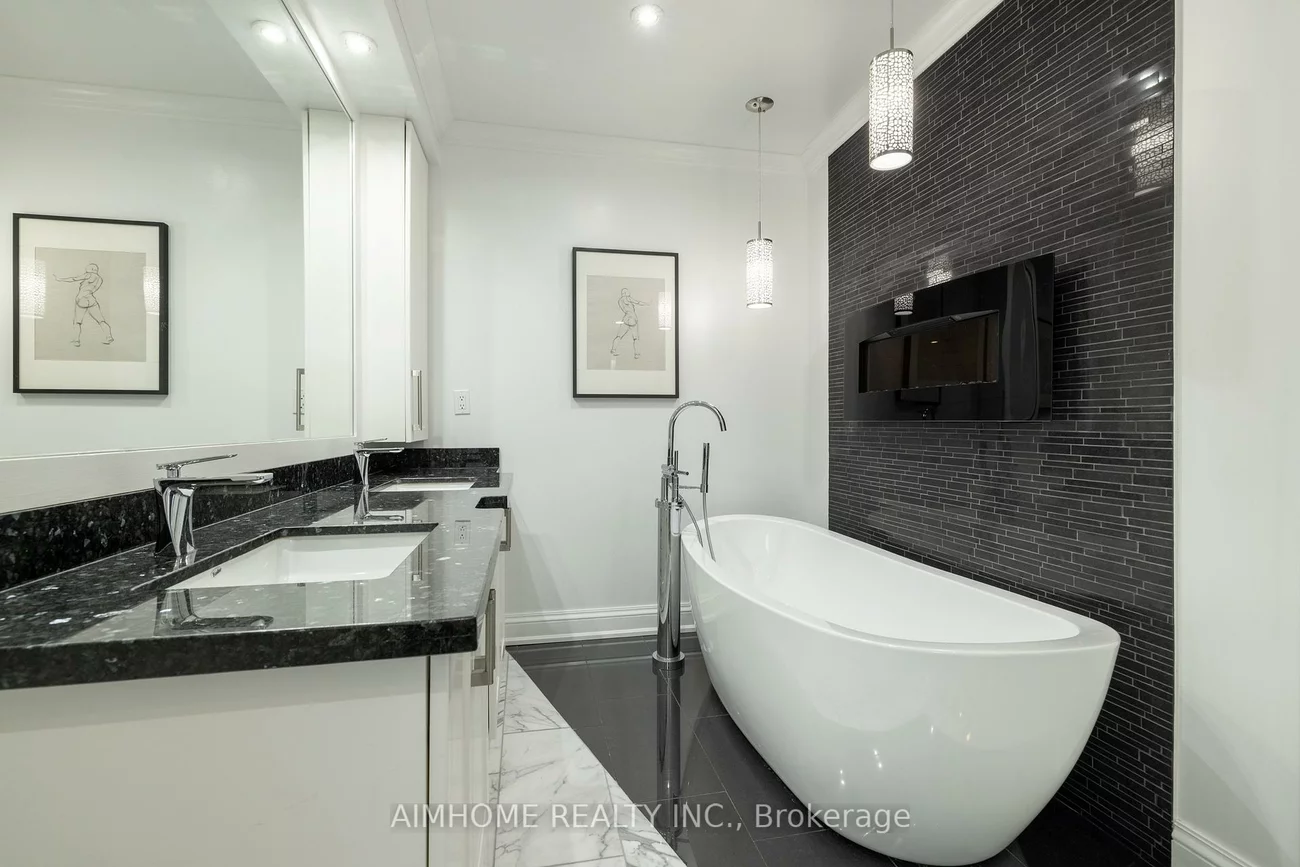 83, Emmeloord, Unionville, Markham