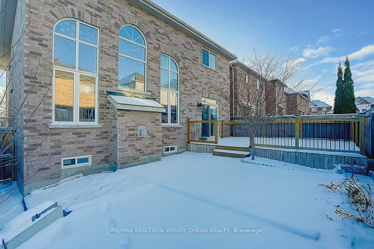 12, WOOLEN MILL, Raymerville, Markham