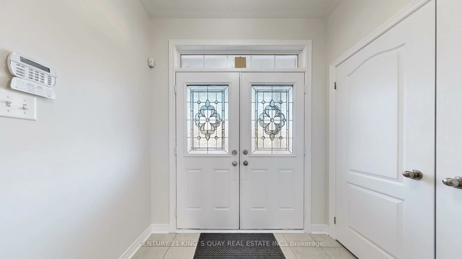 22, Maybreeze, Greensborough, Markham