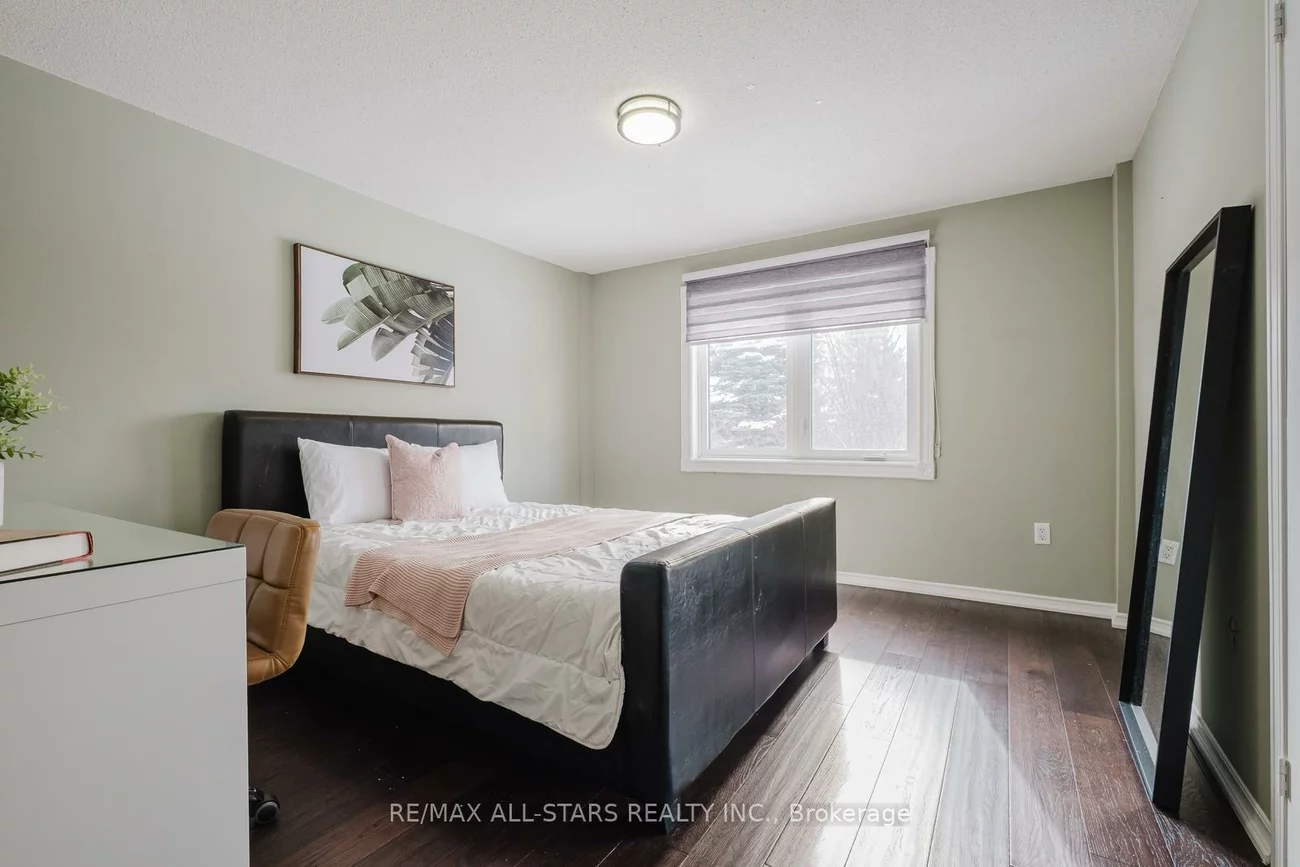 10, Heathmore, Unionville, Markham
