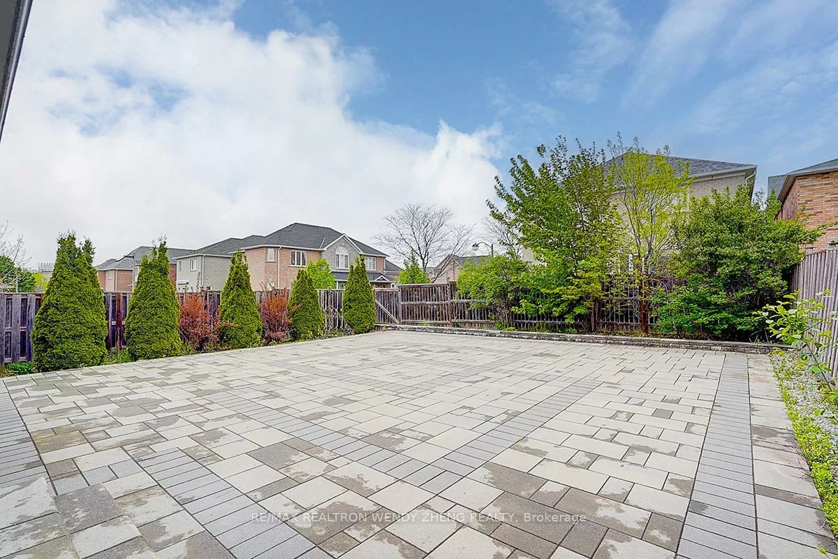 46, Ian Baron, Village Green-South Unionville, Markham