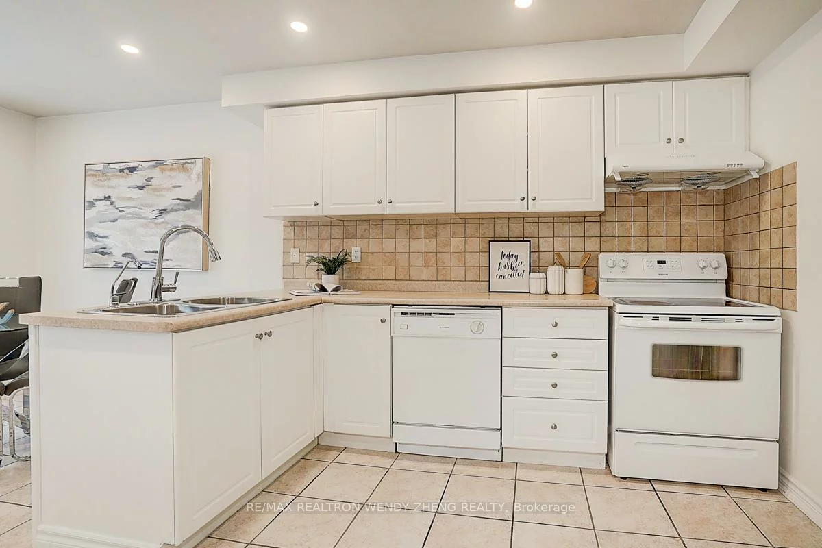 46, Ian Baron, Village Green-South Unionville, Markham
