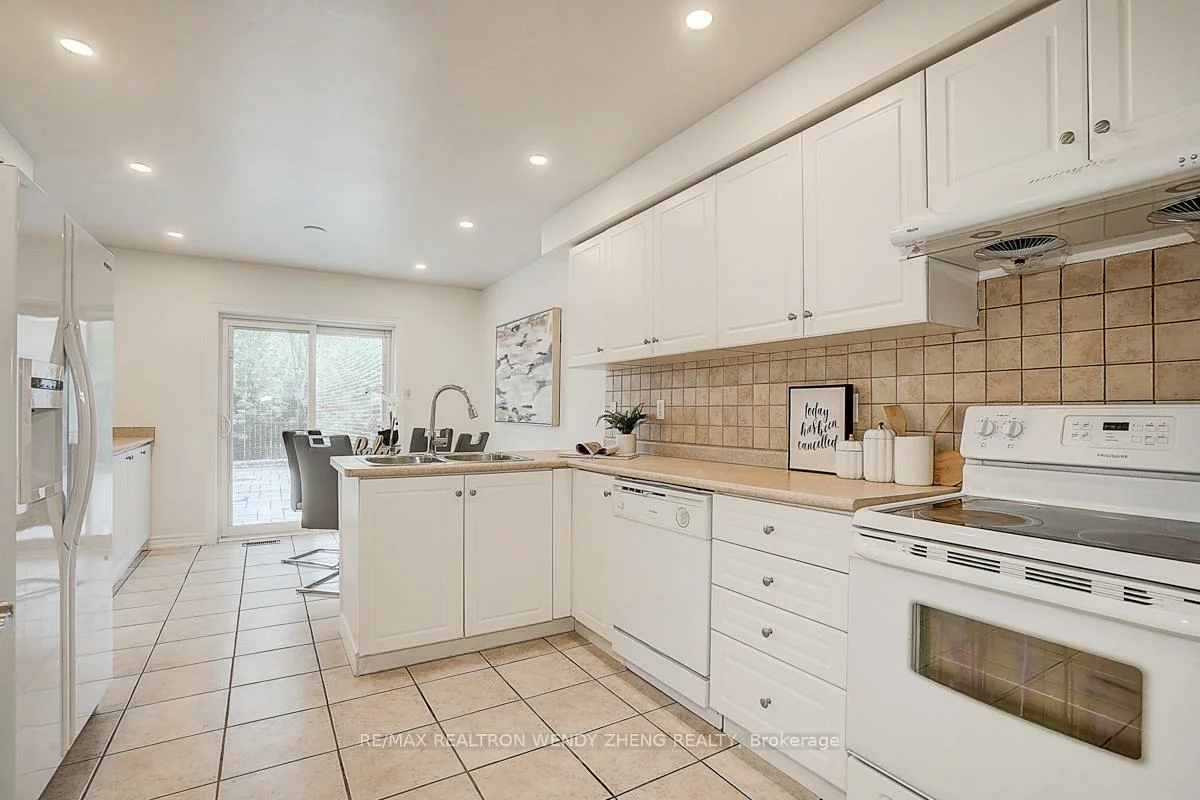 46, Ian Baron, Village Green-South Unionville, Markham