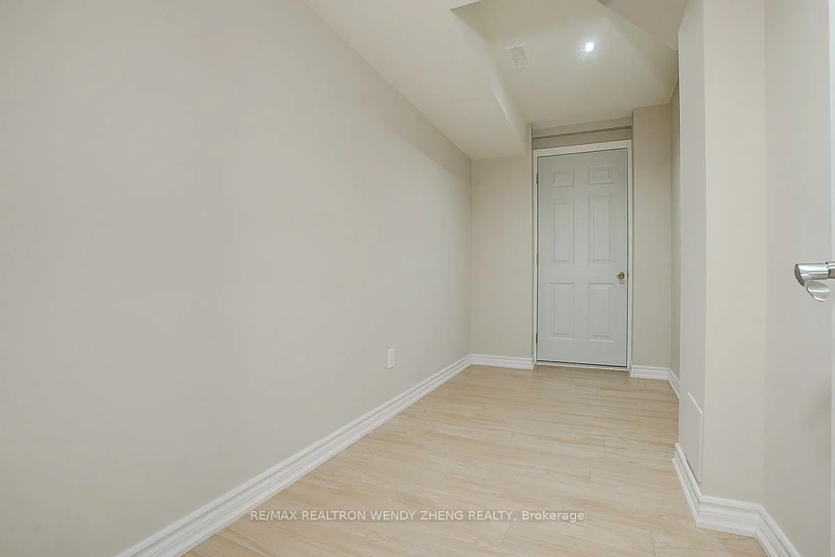 46, Ian Baron, Village Green-South Unionville, Markham