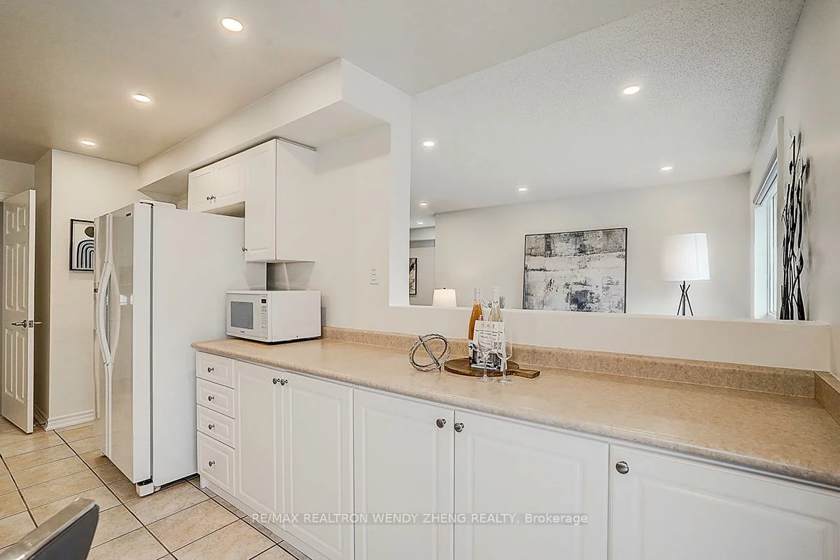 46, Ian Baron, Village Green-South Unionville, Markham