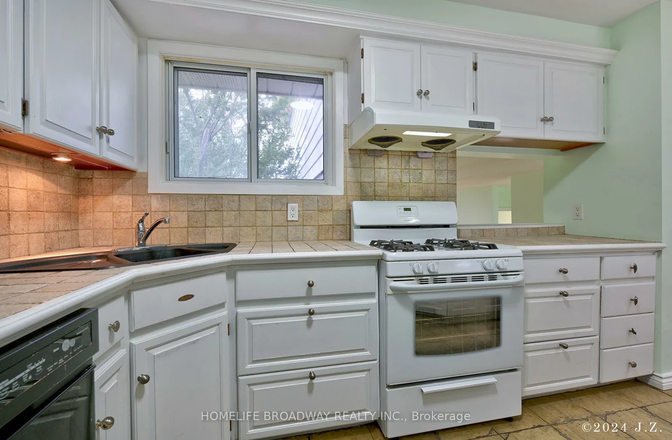 42, Sciberras, Unionville, Markham