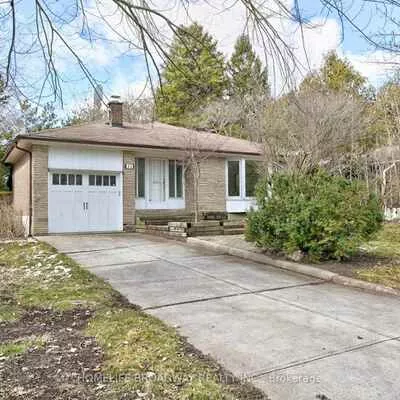 42, Sciberras, Unionville, Markham