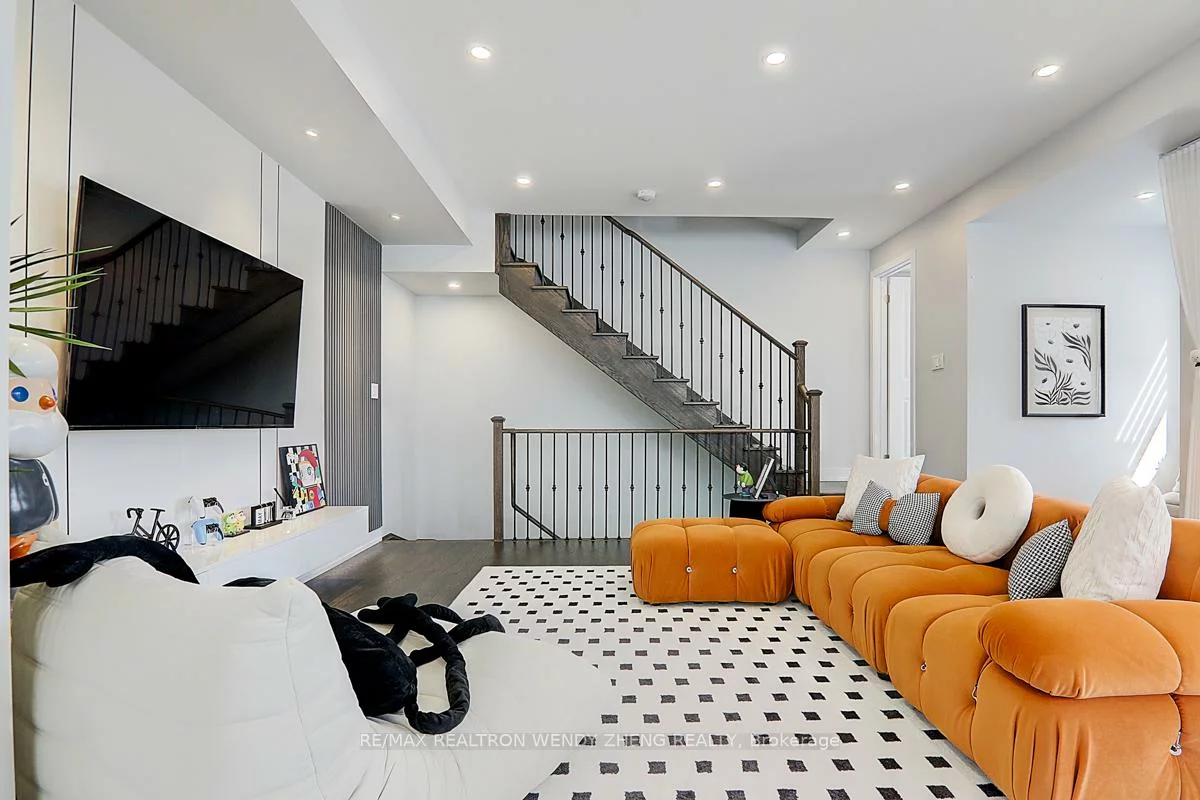 36, GILBERT WRIGHT, Angus Glen, Markham