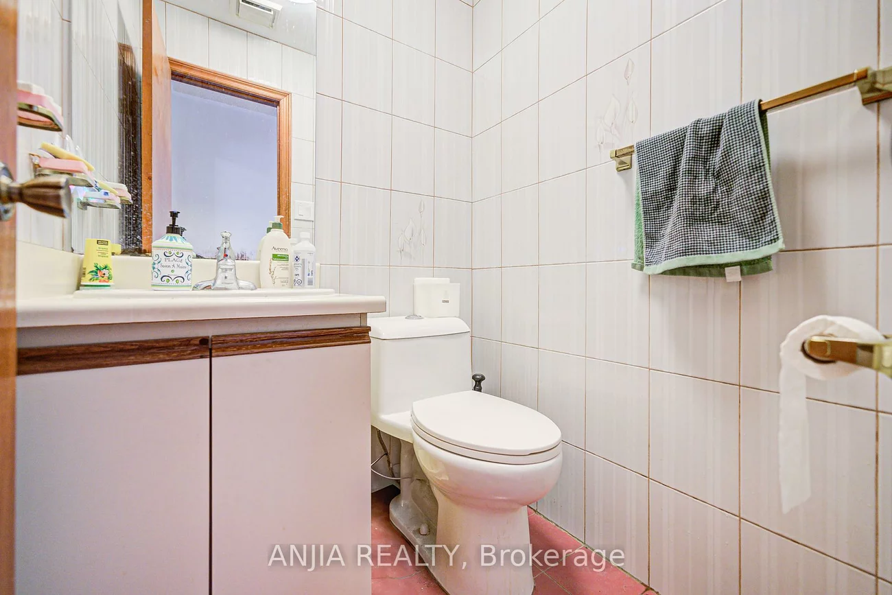 32, Brackin, Milliken Mills East, Markham