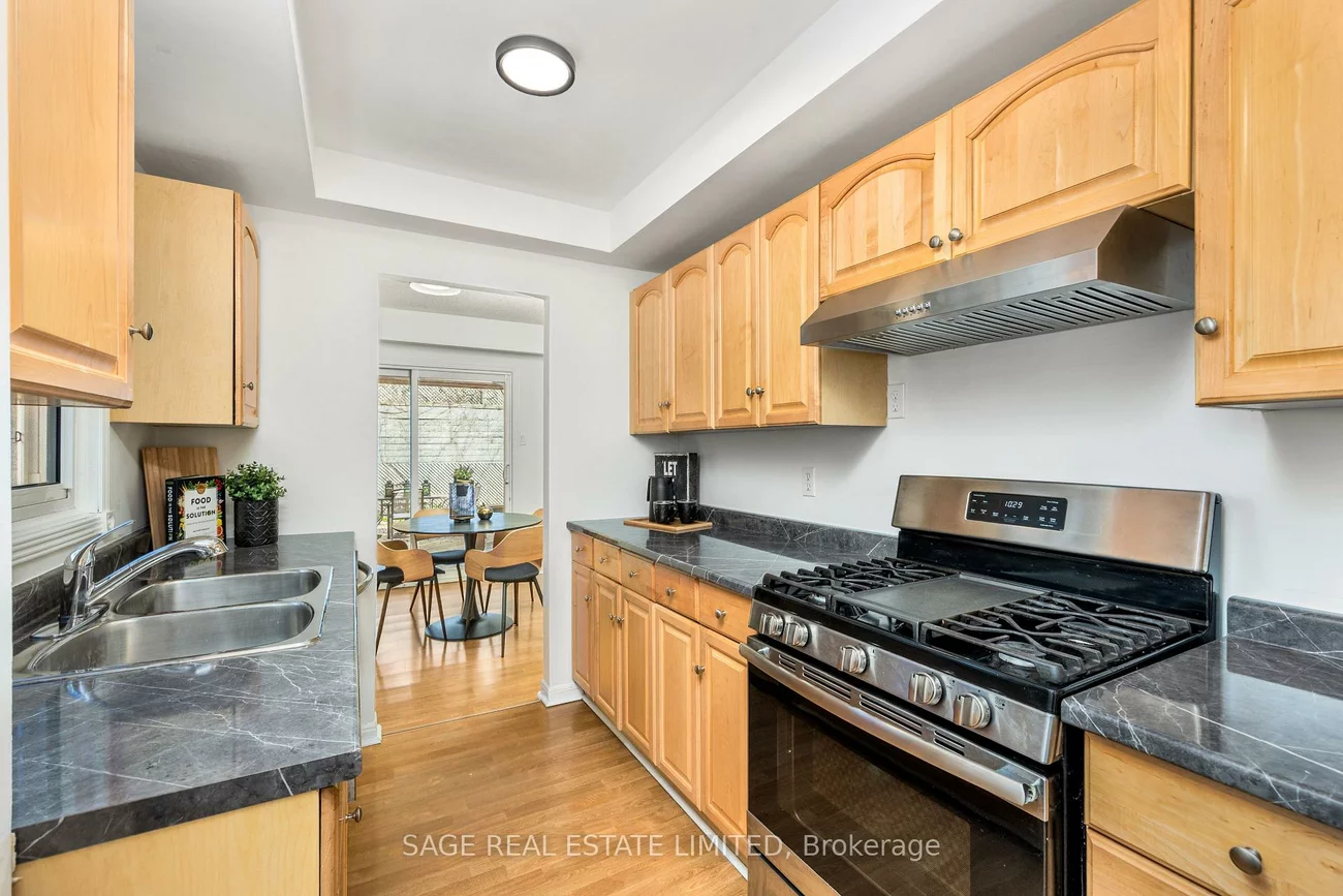 9, Reginald, Markham Village, Markham