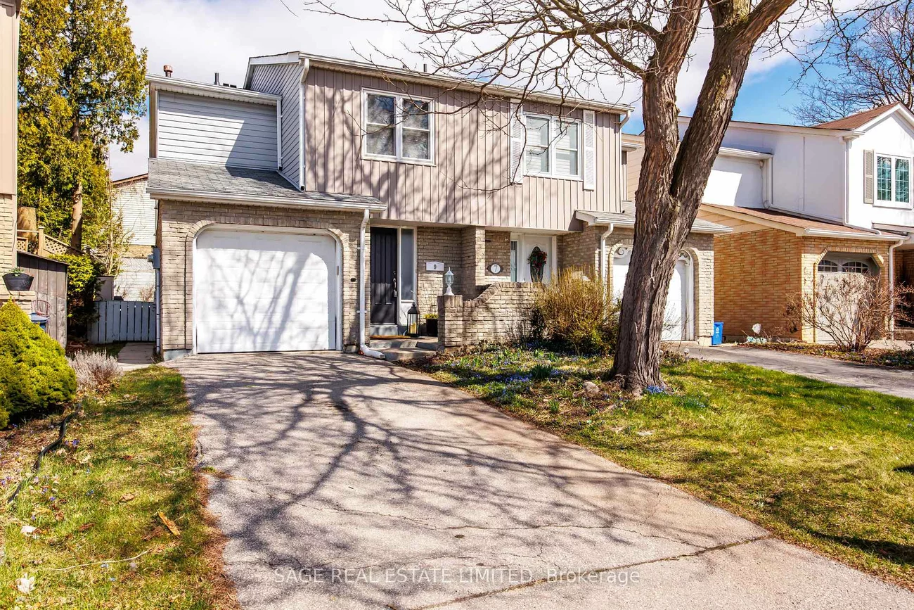 9, Reginald, Markham Village, Markham