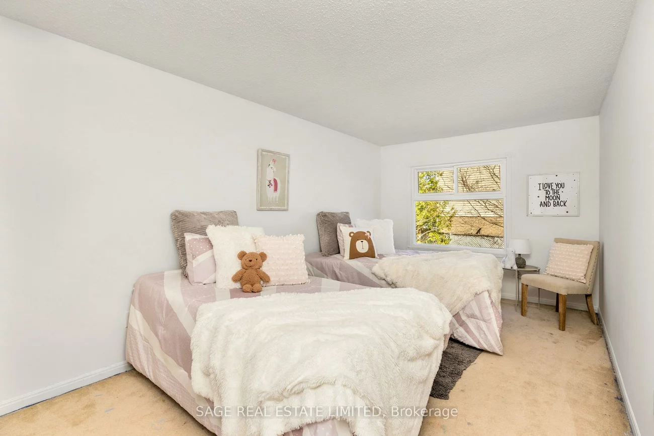 9, Reginald, Markham Village, Markham