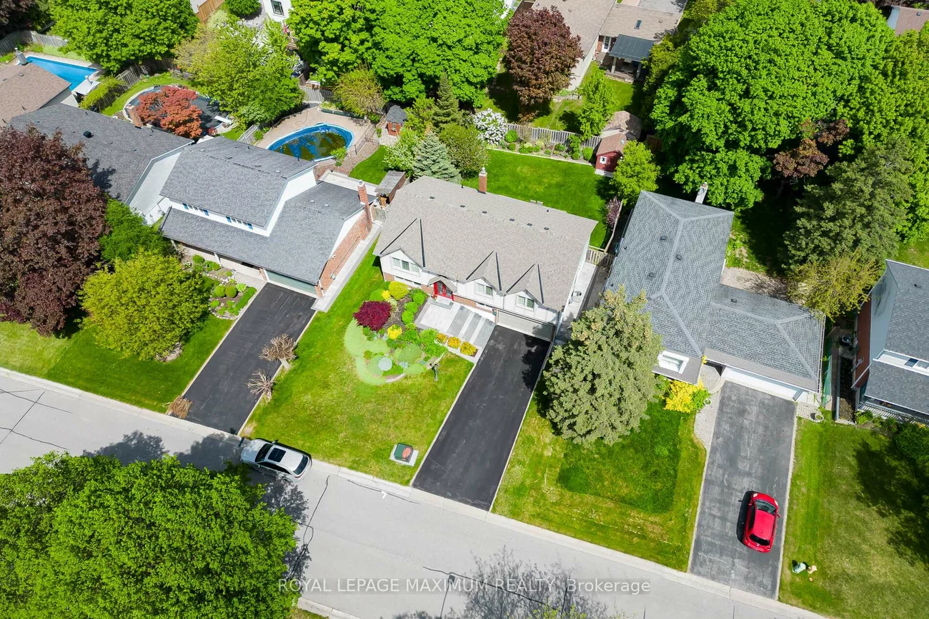 26, Hamilton Hall, Markham Village, Markham