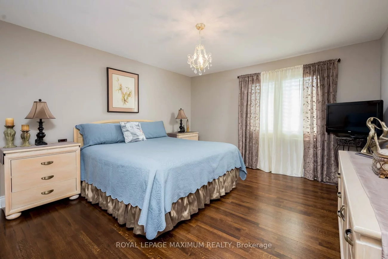 26, Hamilton Hall, Markham Village, Markham