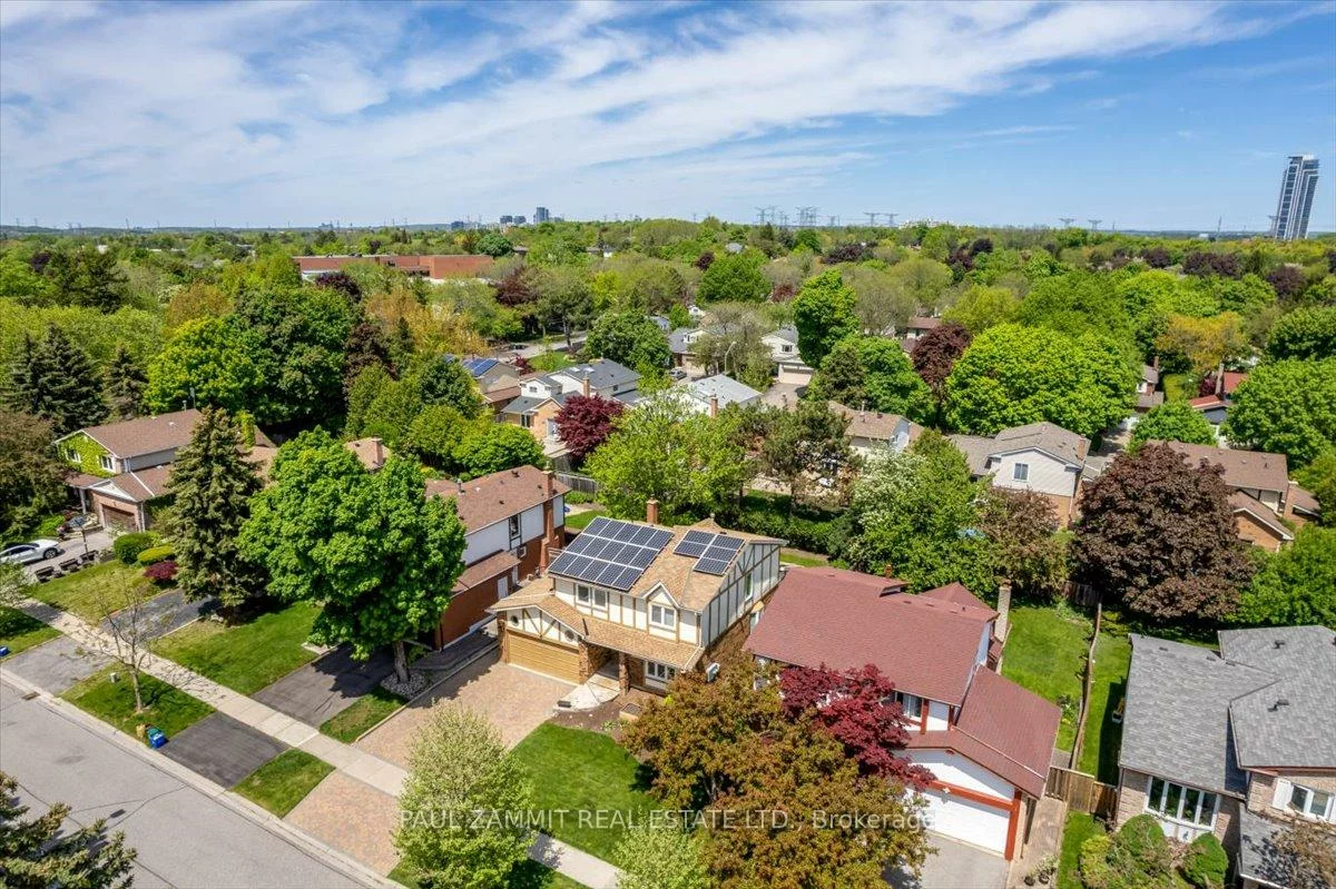 30, Breckonwood, Aileen-Willowbrook, Markham