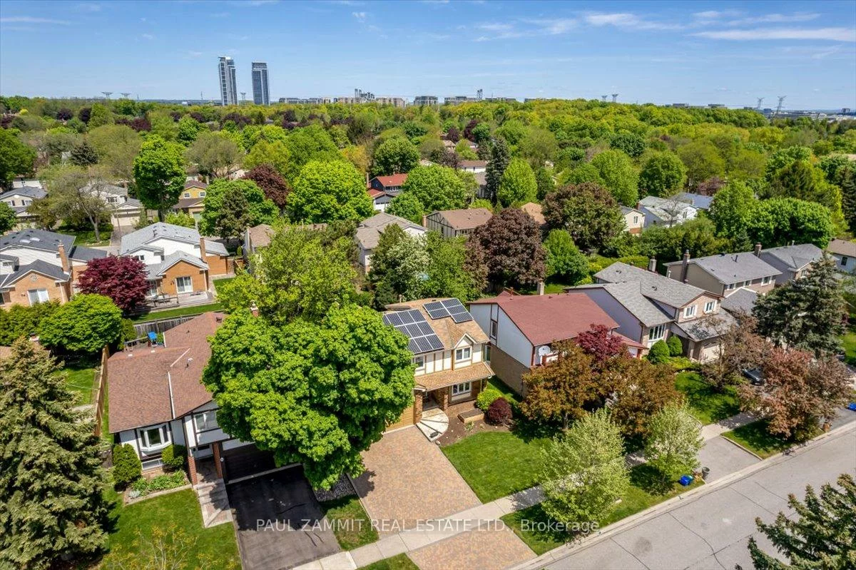 30, Breckonwood, Aileen-Willowbrook, Markham