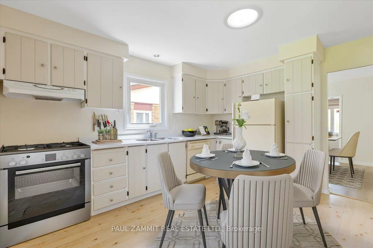 30, Breckonwood, Aileen-Willowbrook, Markham