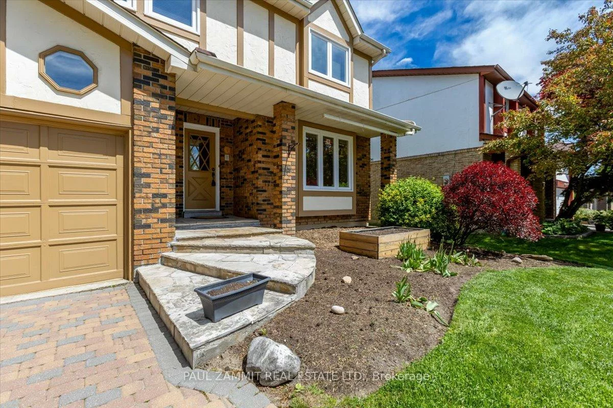 30, Breckonwood, Aileen-Willowbrook, Markham