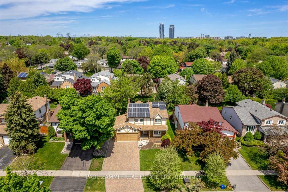 30, Breckonwood, Aileen-Willowbrook, Markham