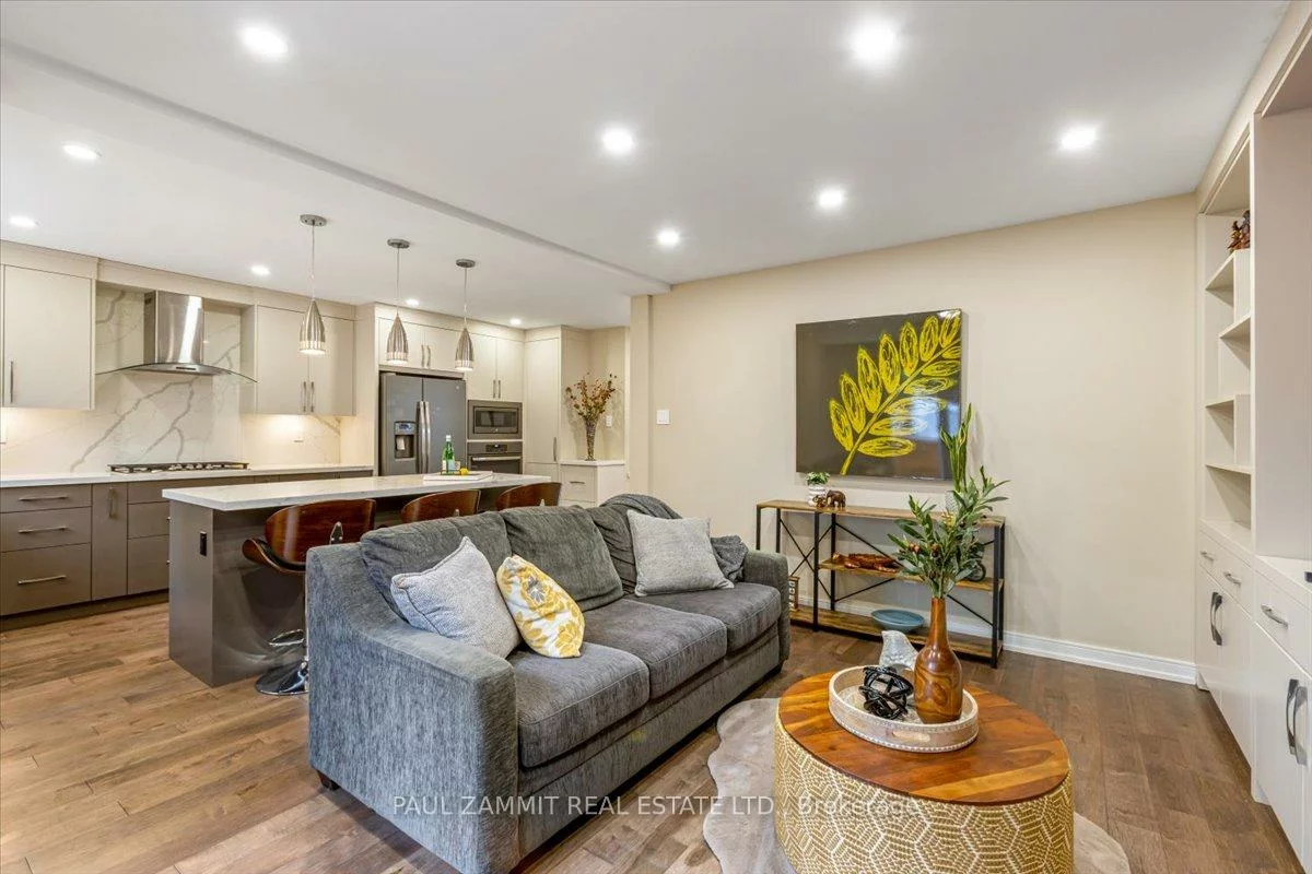 20, Lilac, Aileen-Willowbrook, Markham