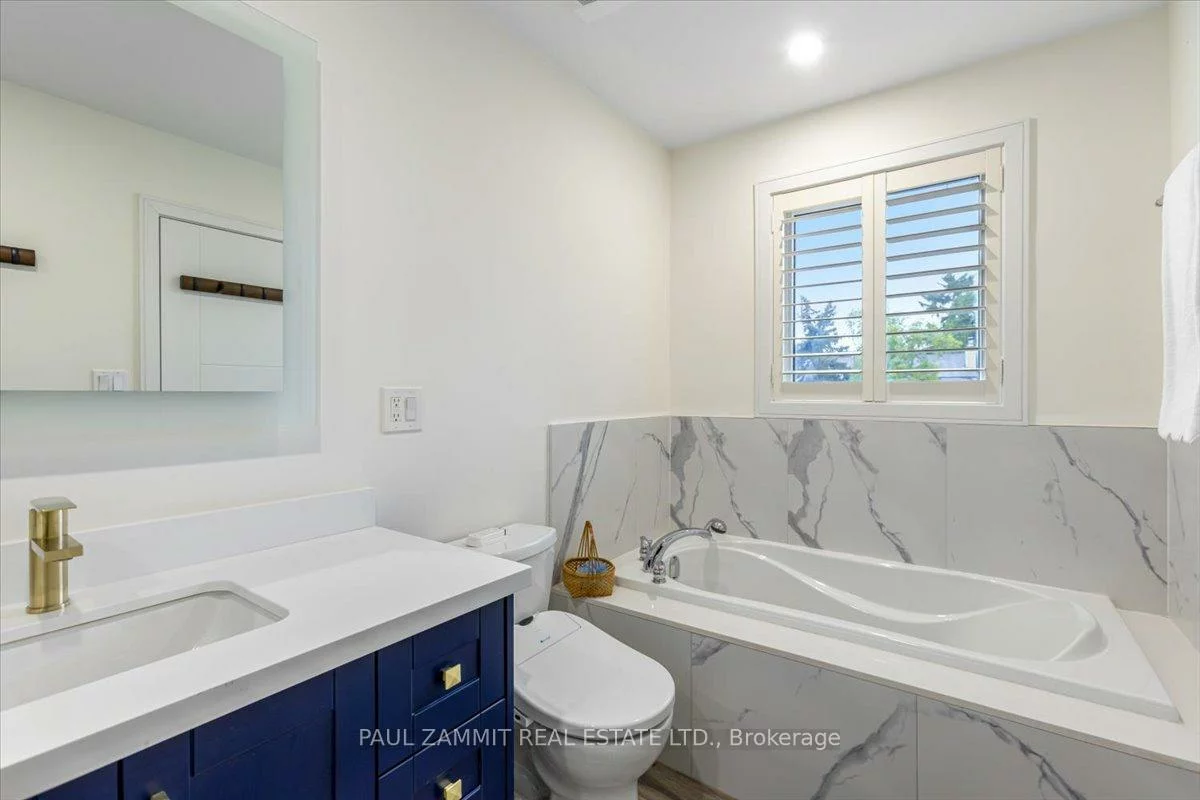 20, Lilac, Aileen-Willowbrook, Markham