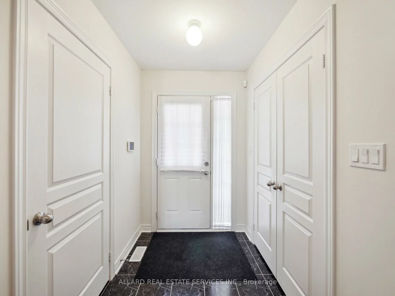 545, Cornell Centre, Cornell, Markham