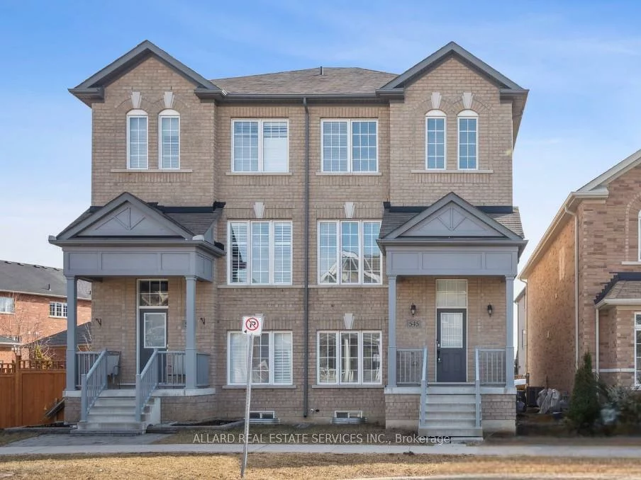 545, Cornell Centre, Cornell, Markham