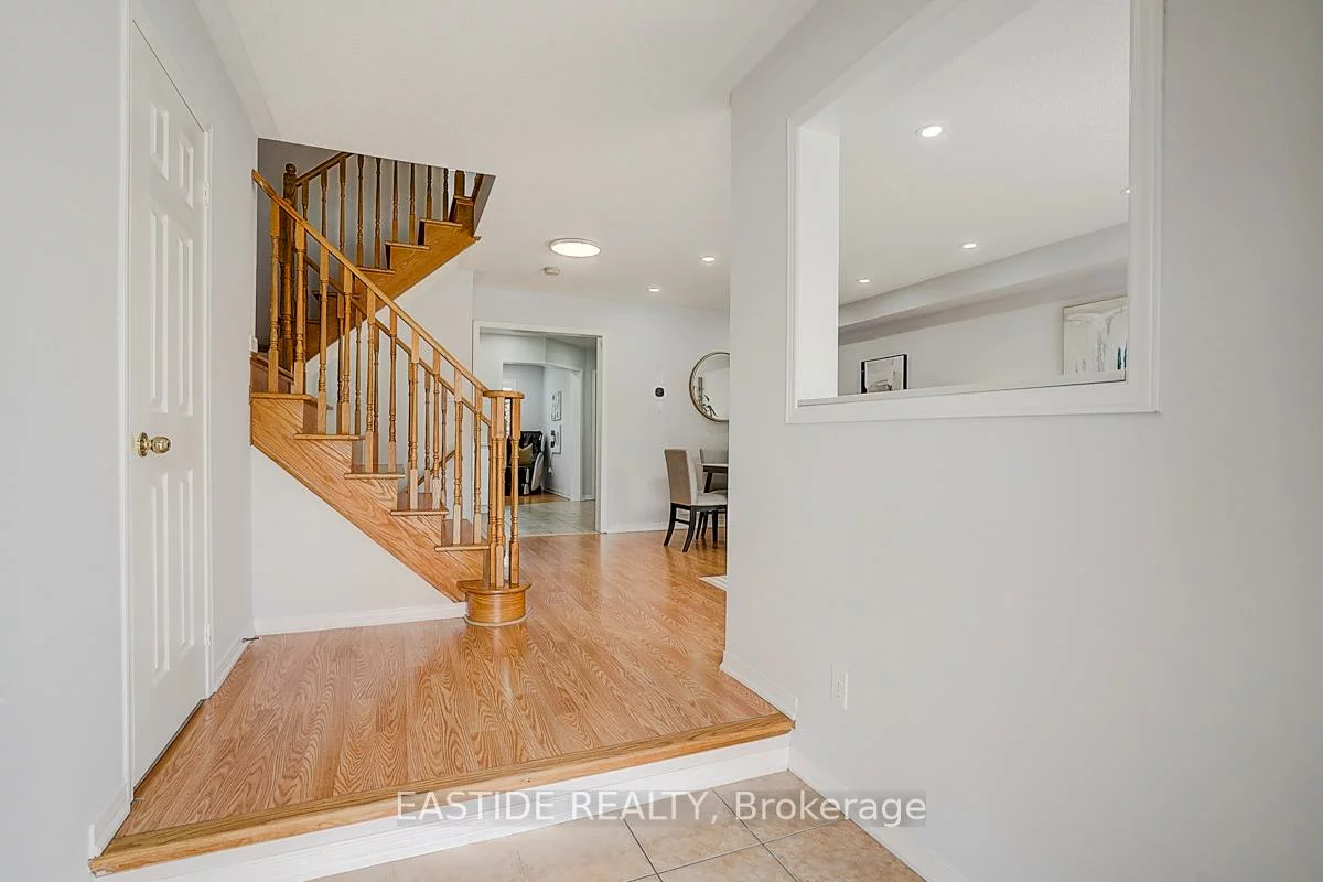 71, Andriana, Box Grove, Markham