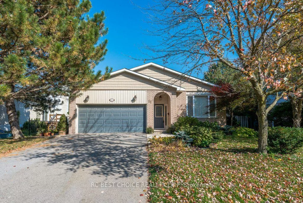 11, Emily Carr, Unionville, Markham