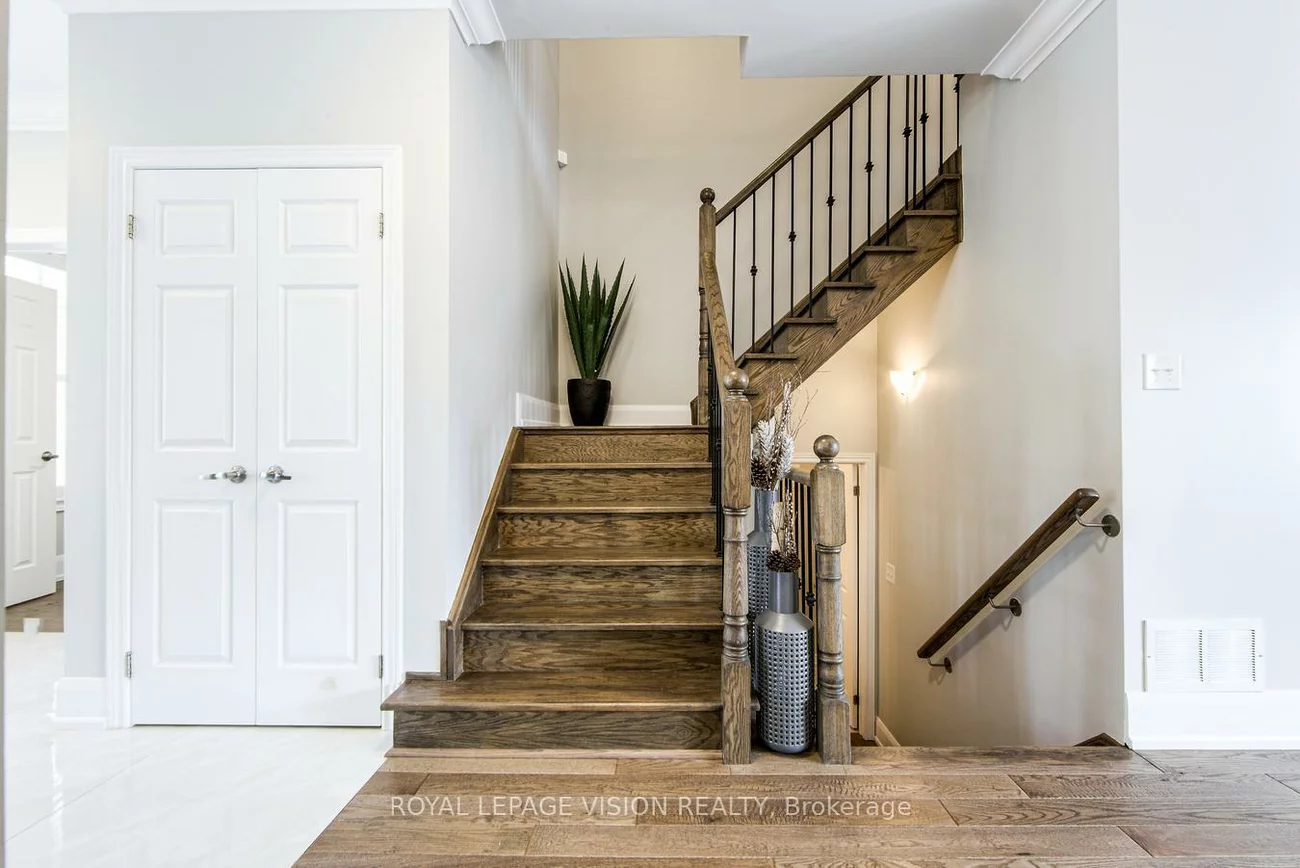23, Sunnyside Hill, Cornell, Markham