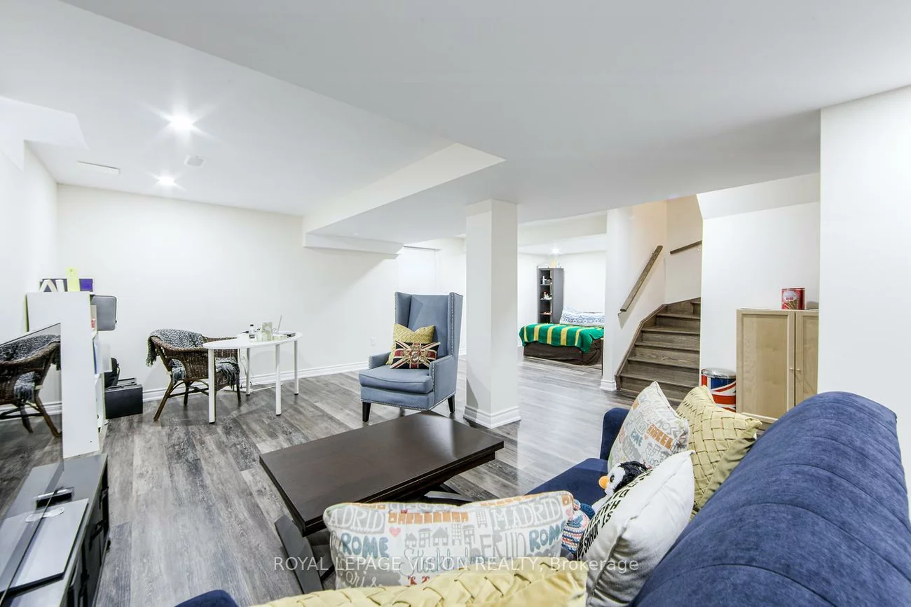 23, Sunnyside Hill, Cornell, Markham