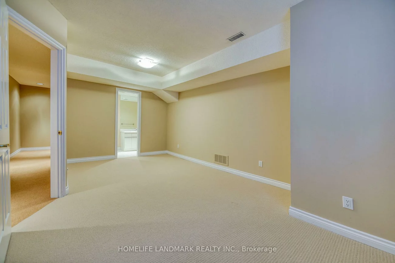 10, Prescott, Bayview Glen, Markham
