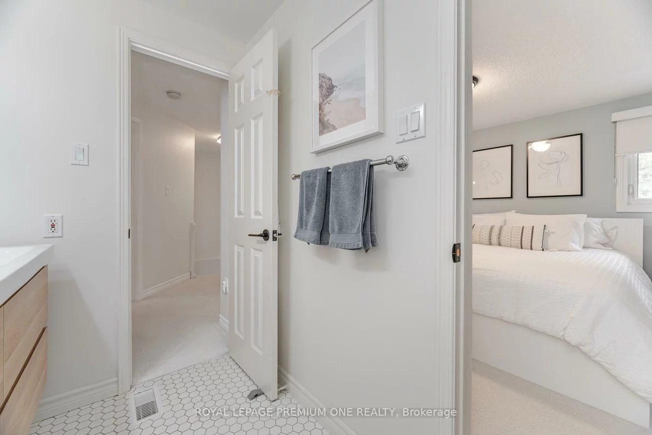 79, Bishop, Markham Village, Markham