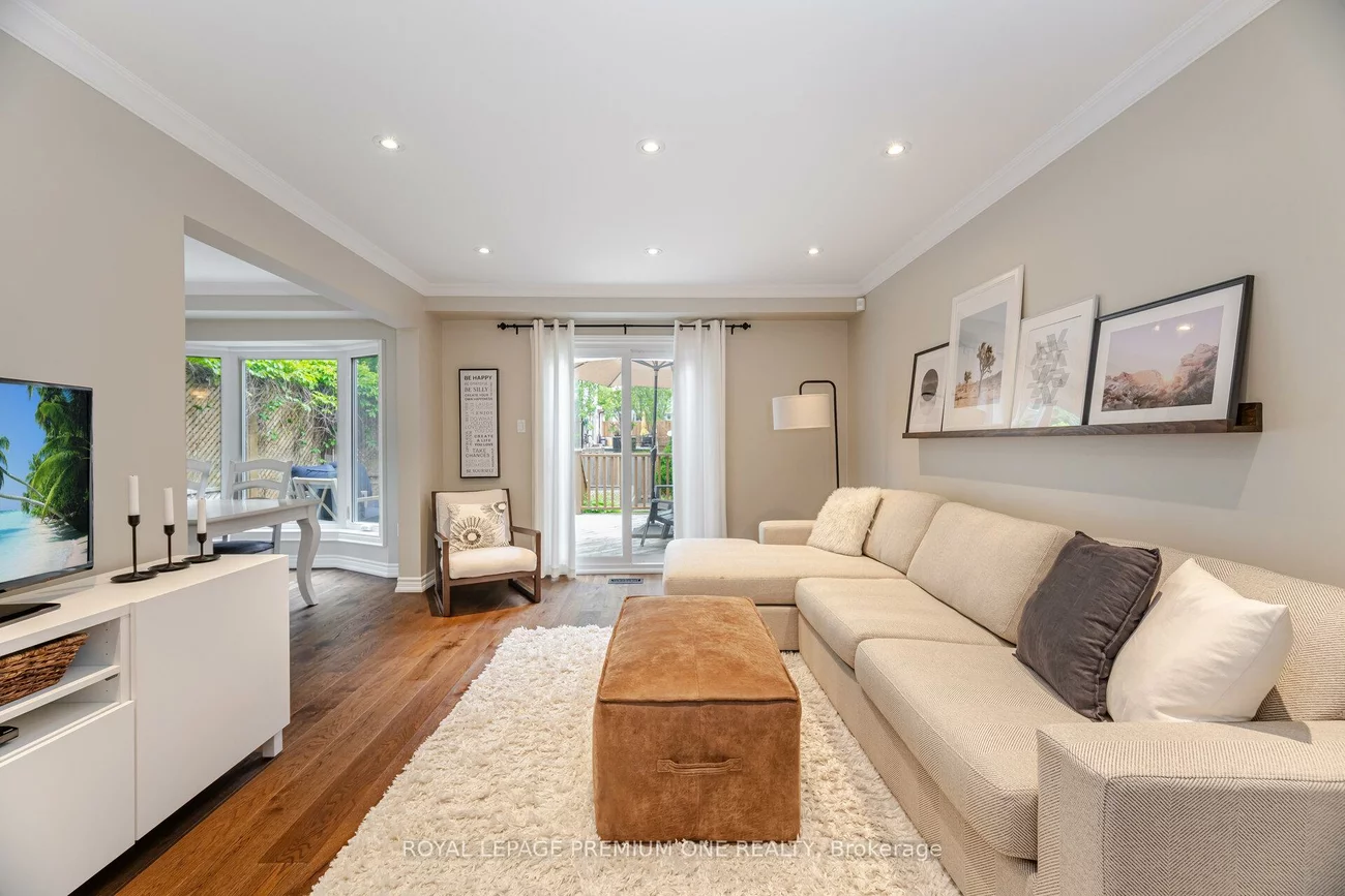 79, Bishop, Markham Village, Markham