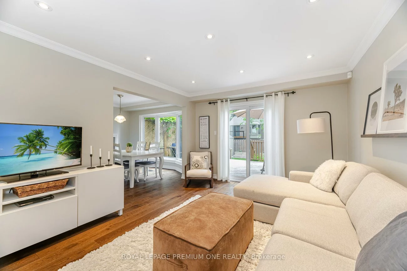 79, Bishop, Markham Village, Markham