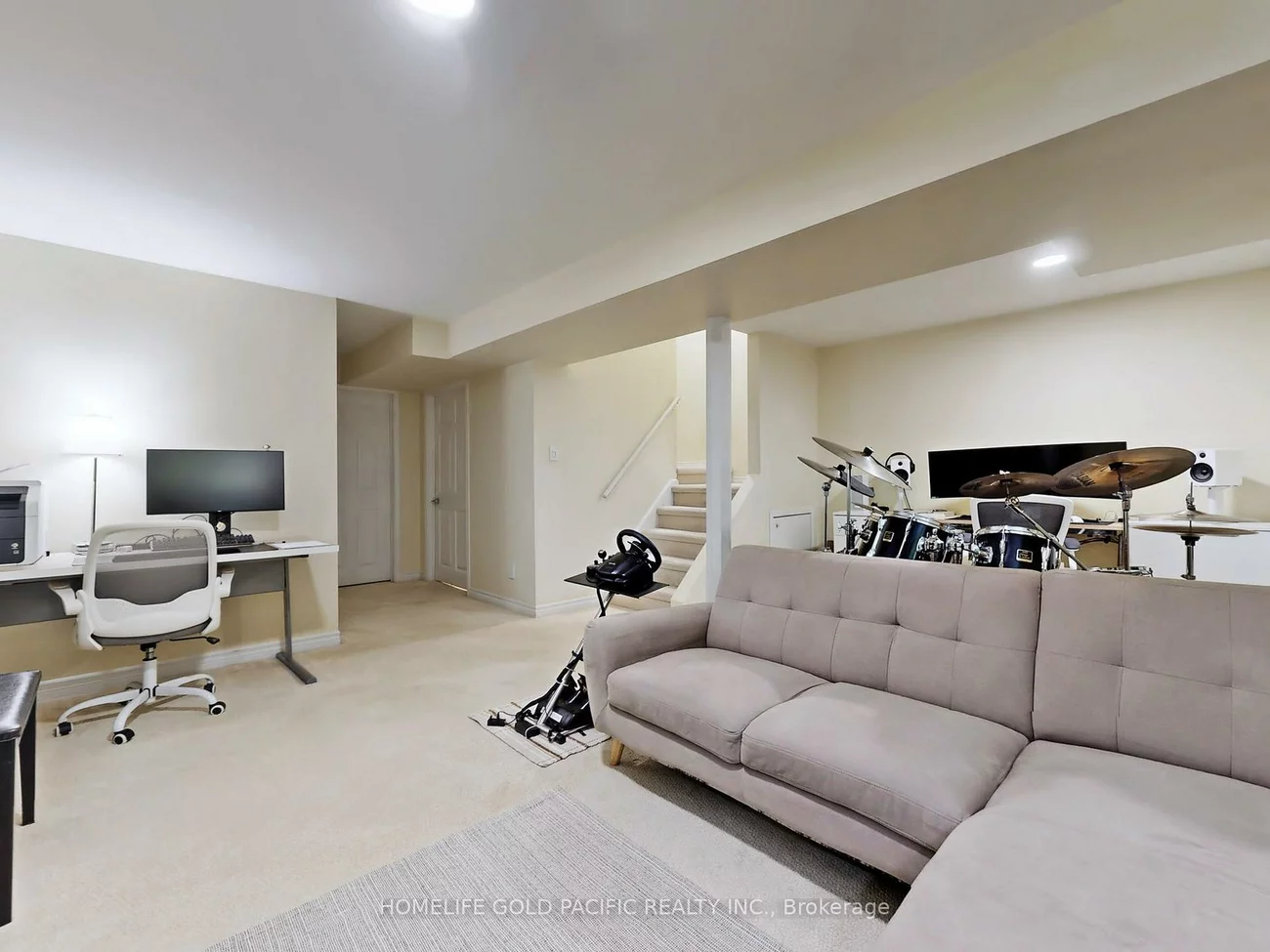 21, Queen's Plate, Angus Glen, Markham